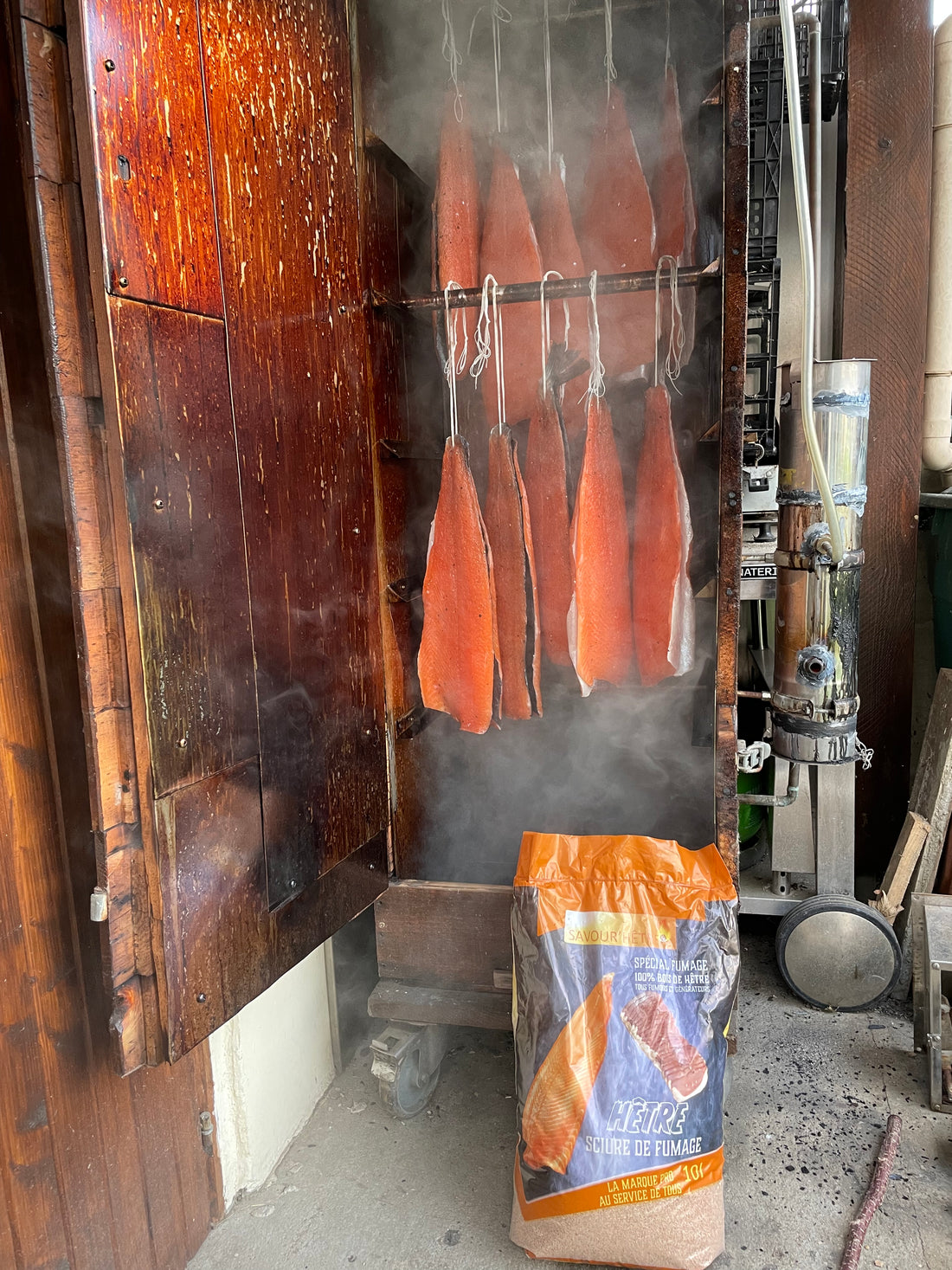 Le saumon fumé selon François, de St Brice sous forêt – Savour'Hêtre par  Serlab