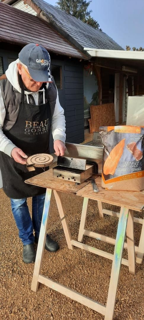 Michel, en Dordogne, s'occupe de ses magrets